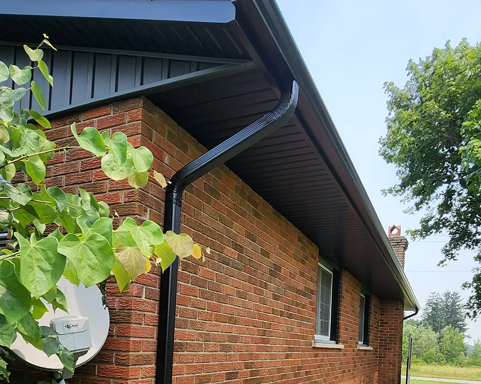 Soffit photo 1