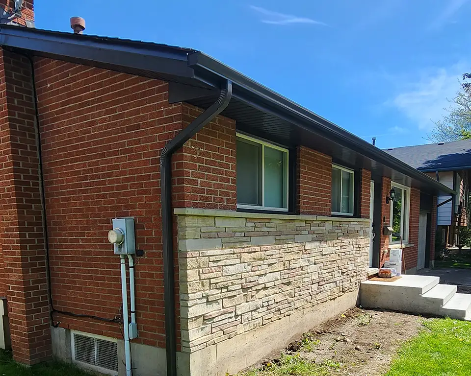 Soffit photo 4
