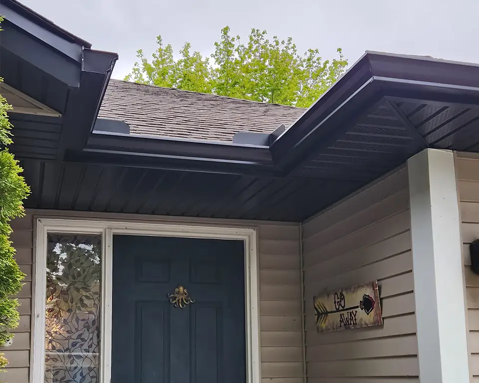 Soffit photo 5
