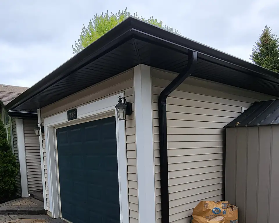 Soffit photo 6